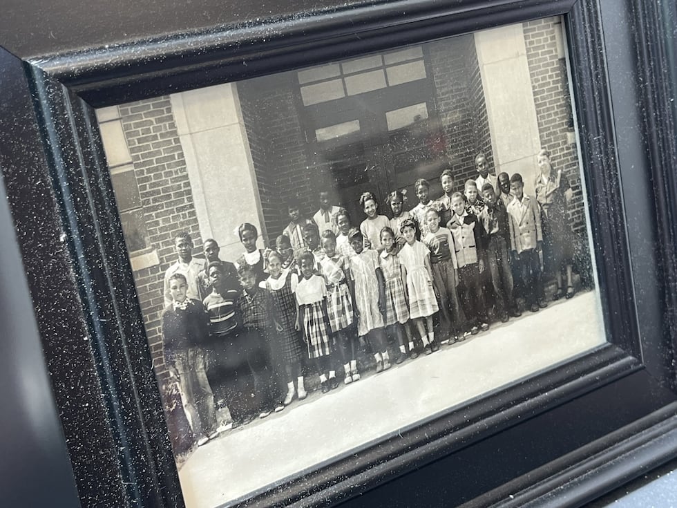 Class photo taken sometime during segregation