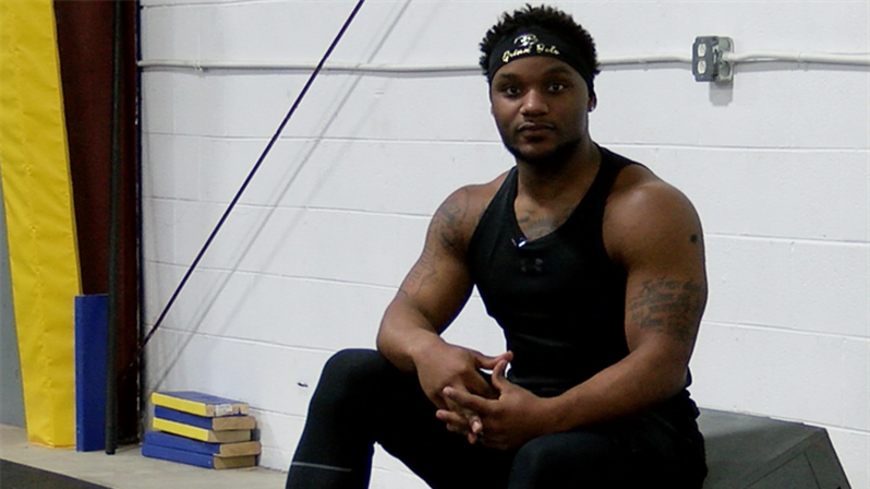 Ninja Homeless Homeless to American Ninja Warrior? Man's passion pays off