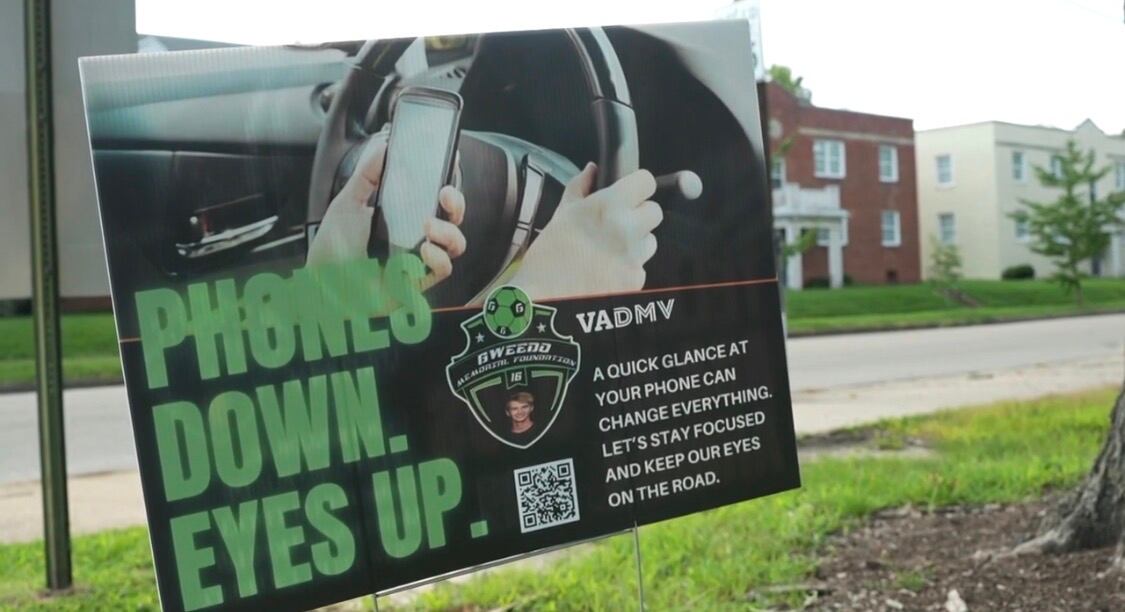 Во всех школах Вирджинии появились знаки безопасности для подростков за рулем