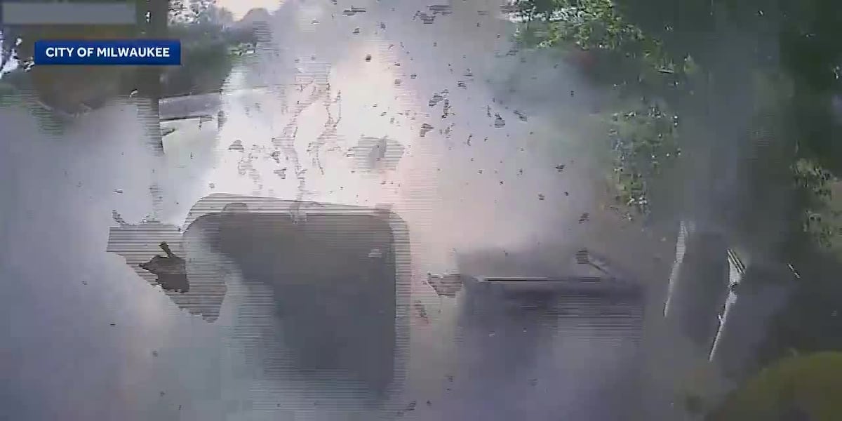 Sanitation worker hit in eye by shrapnel after garbage truck explosion caught on camera Improperly disposed oxygen tanks exploded in a garbage truck and injured a sanitation worker. (Source: WISN, CITY OF MILWAUKEE, CITY OF WHITEHALL OHIO, CNN) By Nick Bohr, WISN via CNN Newsource Published : Jul. 21, 2026 at 10:21 PM CEST | Updated : 10 minutes ago