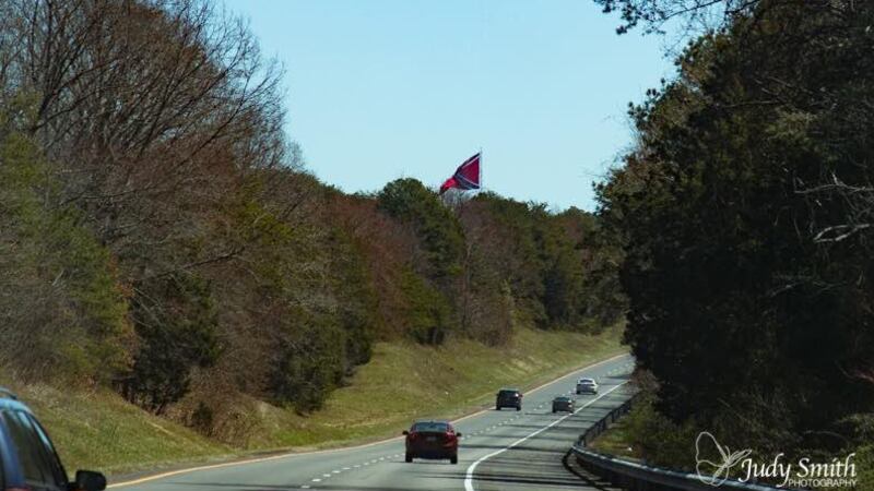 Confederate Battle Flag flying along Interstate 64 (Source: Virginia Flaggers)
