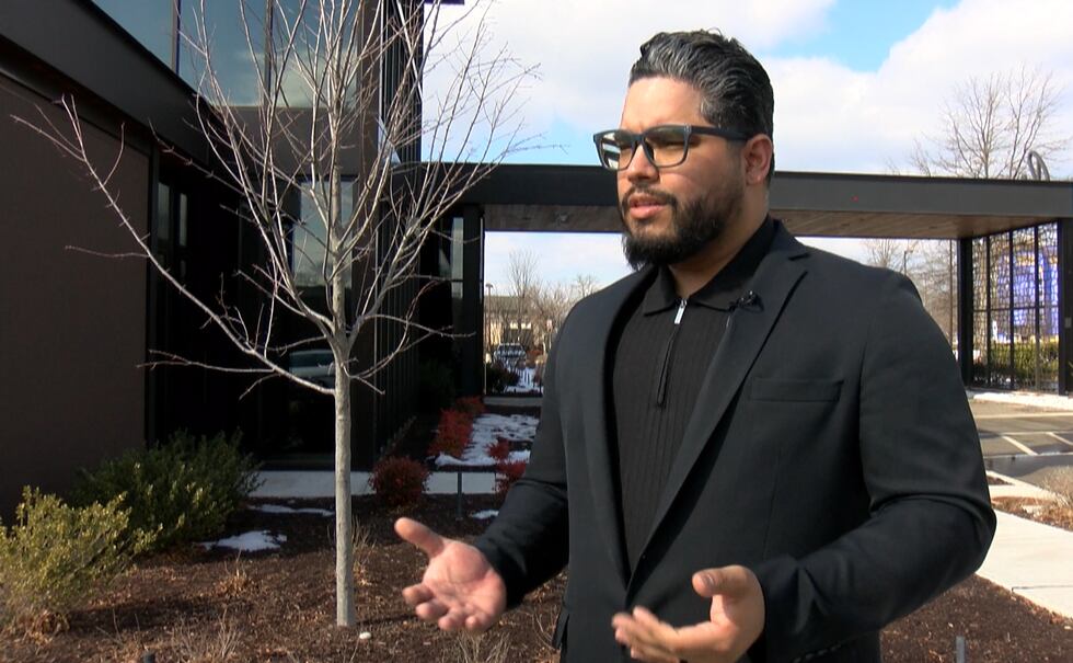 Jesus Martinez, general manager of Perry's Steakhouse in Short Pump.